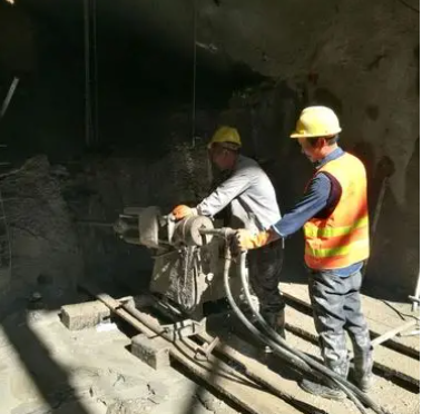 兴仁水下抗分散灌浆料特点 水下不分散注浆料介绍