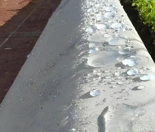 兴仁硅烷浸渍涂料在混凝土保护中的应用