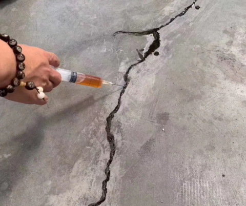 兴仁混凝土裂缝修补技术详解​